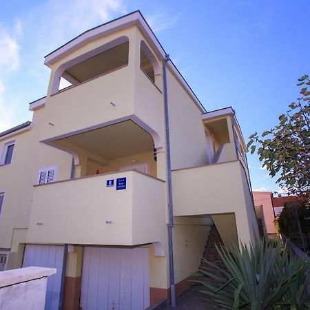 Apartments Franc Povljana Exterior photo