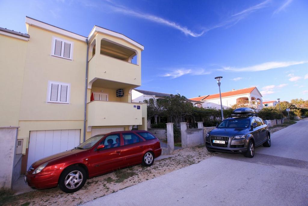 Apartments Franc Povljana Exterior photo