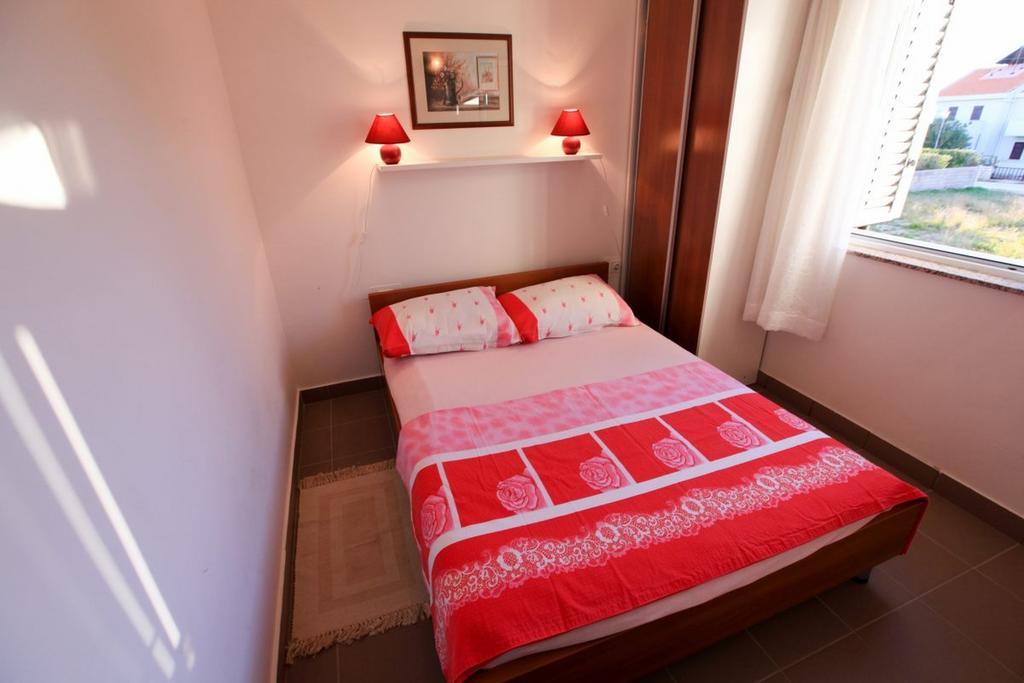 Apartments Franc Povljana Room photo